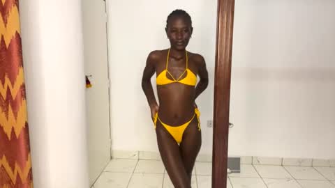 zaria_amara online show from July 23, 2026, 7:45 pm