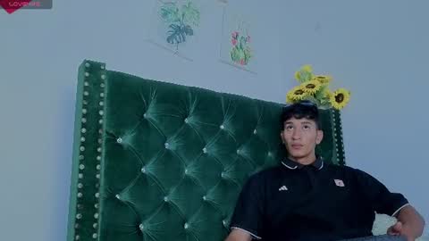 zaynmoretti online show from June 21, 2026, 4:09 pm