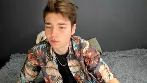Ethan online show from April 20, 2026, 2:14 am