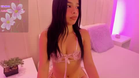 Kamila  online show from August 4, 2026, 7:38 pm