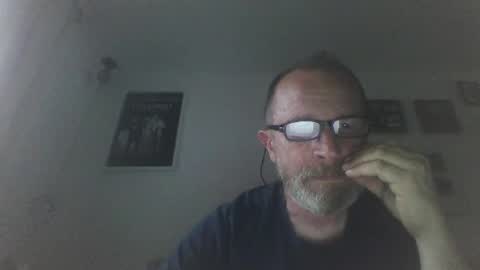 Zippi online show from June 1, 2026, 7:04 pm