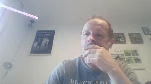 Zippi online show from July 12, 2026, 4:03 am