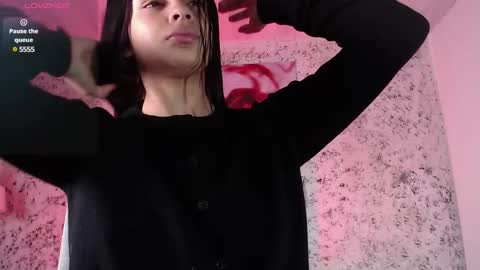 Snapshot of zoe_babygiirl chatting on January 26, 2025, 12:54 pm Salome online show from January 26, 2025, 12:54 pm
