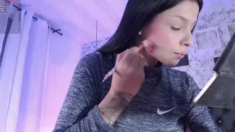 Snapshot of zoe_babygiirl chatting on March 7, 2025, 1:18 pm Salome online show from March 7, 2025, 1:18 pm