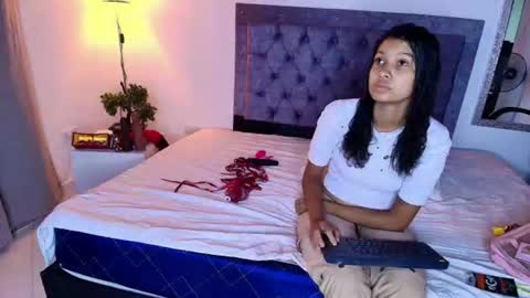 Zoe Blake online show from July 1, 2026, 3:52 am