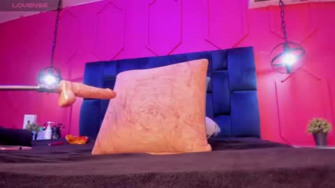zoe_blosson online show from July 3, 2026, 7:31 pm