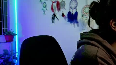 ZOE online show from July 10, 2026, 1:21 am