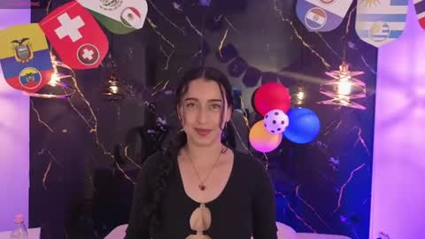 zoee online show from July 10, 2026, 11:35 am