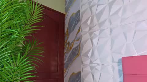 zully_fox online show from June 11, 2026, 2:53 am