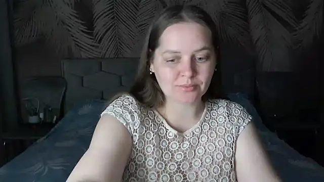 uliastar online show from June 1, 2026, 6:26 am