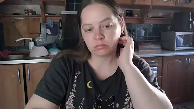 uliastar online show from June 20, 2026, 4:26 am
