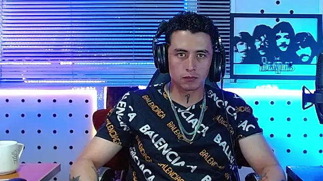Darko0717 online show from June 19, 2026, 1:32 am