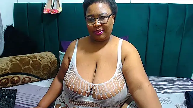 Snapshot of PASION_THUNDERX23 chatting on May 28, 2026, 10:40 pm PASION THUNDERX23 online show from May 28, 2026, 10:40 pm