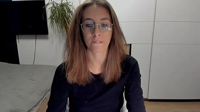 DesireMore90 online show from June 14, 2026, 3:14 pm