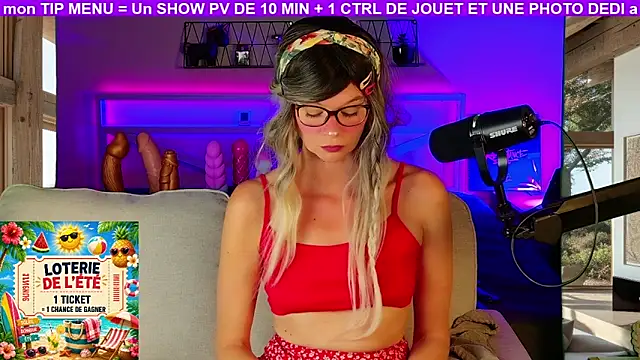 Snapshot of Kittychatte chatting on July 7, 2026, 12:42 pm Kittychatte online show from July 7, 2026, 12:42 pm