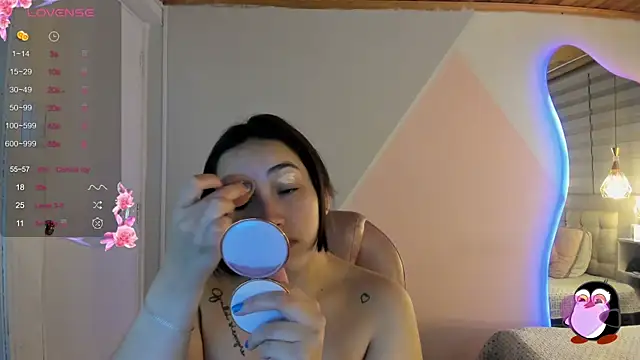 Snapshot of cristal__hot_1 chatting on June 13, 2026, 5:05 am cristal hot 1 online show from June 13, 2026, 5:05 am