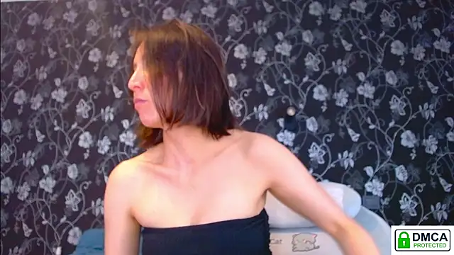 Sophi Cute online show from June 15, 2026, 12:07 pm