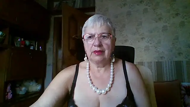 Snapshot of SweetCherry27 chatting on July 18, 2026, 5:00 am SweetCherry27 online show from July 18, 2026, 5:00 am