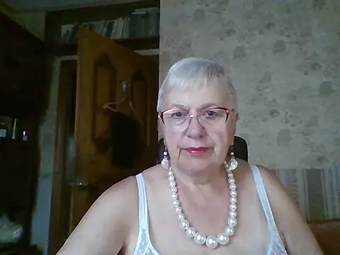 Snapshot of SweetCherry27 chatting on July 20, 2026, 4:16 am SweetCherry27 online show from July 20, 2026, 4:16 am