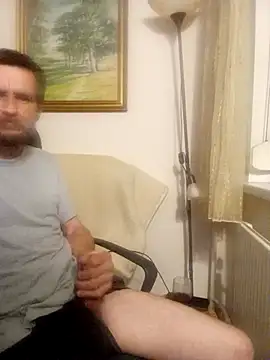 Aliaspitmen83 online show from July 21, 2026, 7:05 pm