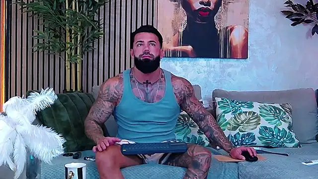 masterkingofmusclee online show from June 24, 2026, 3:49 am