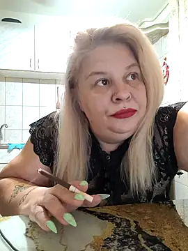 AriannaMilf online show from July 24, 2026, 8:40 pm