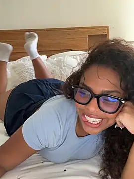 kailacollin online show from July 15, 2026, 6:46 pm