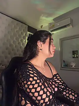 ZarahEvans online show from June 30, 2026, 8:54 pm