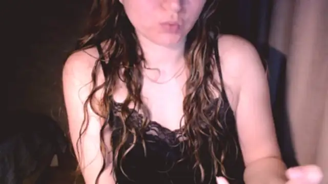 fiona cute 2 online show from May 25, 2026, 8:04 pm