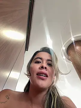 Emilia Bakerr online show from July 29, 2026, 9:13 pm