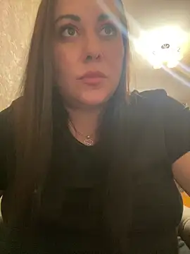 DaisyStreet online show from July 6, 2026, 5:37 pm