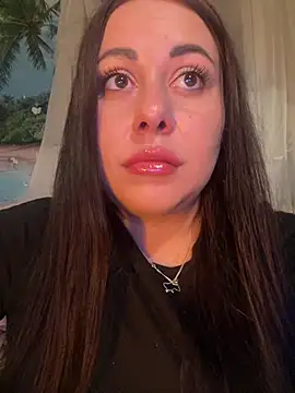 DaisyStreet online show from July 11, 2026, 6:54 pm