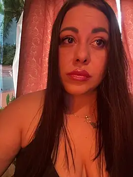 DaisyStreet online show from July 14, 2026, 10:43 am