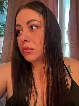 DaisyStreet online show from July 22, 2026, 12:19 pm