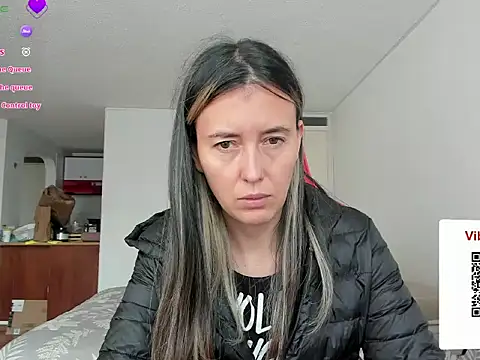 zoe jeane beker online show from June 5, 2026, 8:47 pm