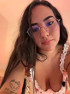 anniesweet02 online show from July 3, 2026, 1:12 am