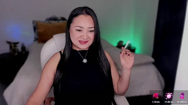 emilydolshe2 online show from July 22, 2026, 1:25 pm