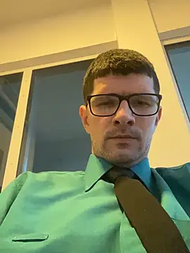 Juliano2289 online show from May 30, 2026, 7:11 pm