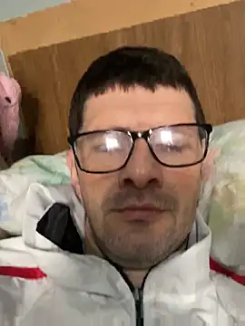 Juliano2289 online show from June 8, 2026, 4:40 pm