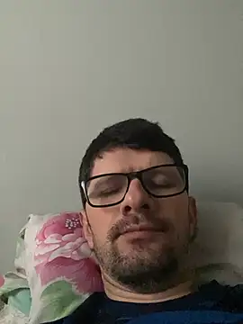 Juliano2289 online show from July 28, 2026, 3:43 pm