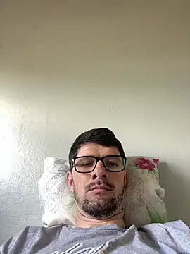 Juliano2289 online show from July 30, 2026, 5:01 pm