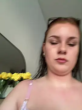 MaribelRiver online show from June 25, 2026, 6:45 pm