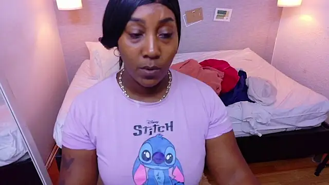 kiara evanss online show from July 11, 2026, 4:04 am