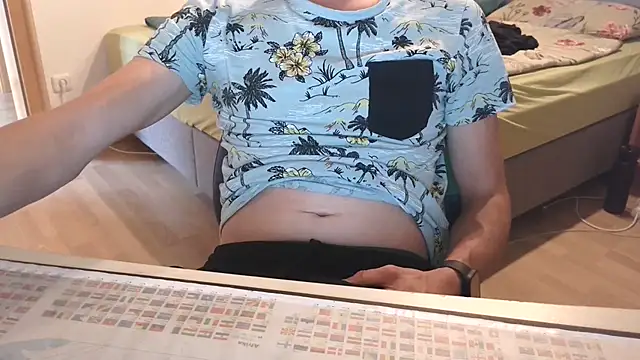 SissyStefanie online show from July 7, 2026, 4:11 pm