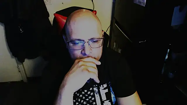 KrazyLegz online show from May 3, 2026, 4:02 pm