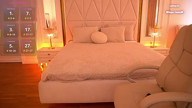 MilaSecrett online show from July 24, 2026, 6:33 am
