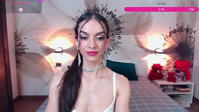 KatherineBisou online show from June 30, 2026, 5:25 pm