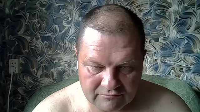 Nilola6 online show from May 7, 2026, 3:01 am