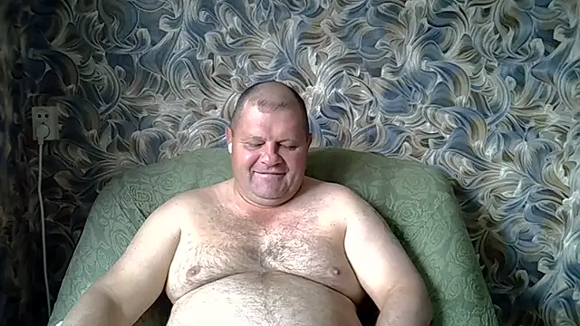 Nilola6 online show from May 18, 2026, 2:07 am