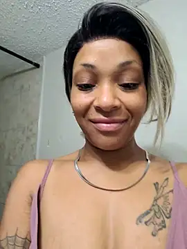 mariah2299 online show from June 27, 2026, 11:04 am